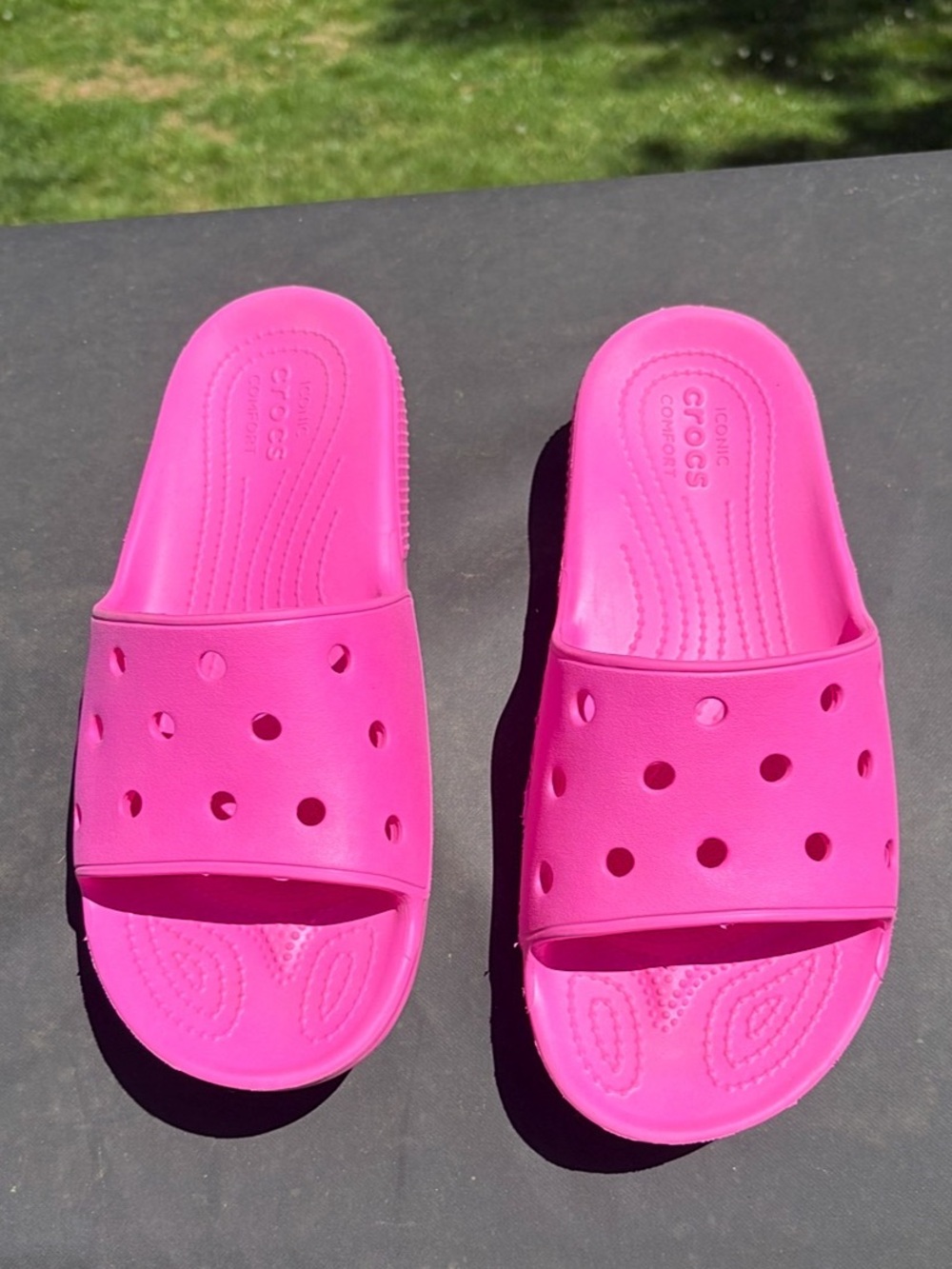 ♥️💖 Crocs Pink Slides & 8 Summer Jibbitz Charms M 7 W 9